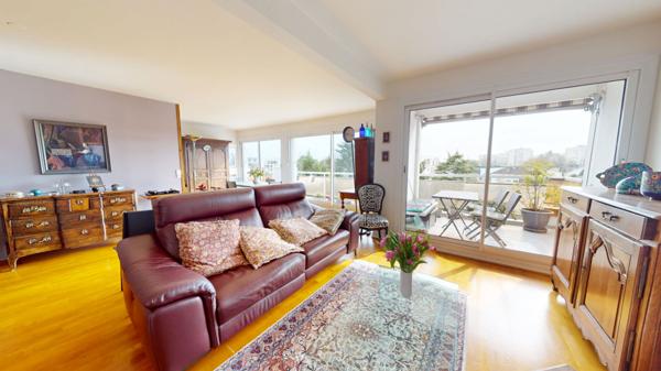 Appartement Caen 5 pièce(s)  dernier étage, garage double