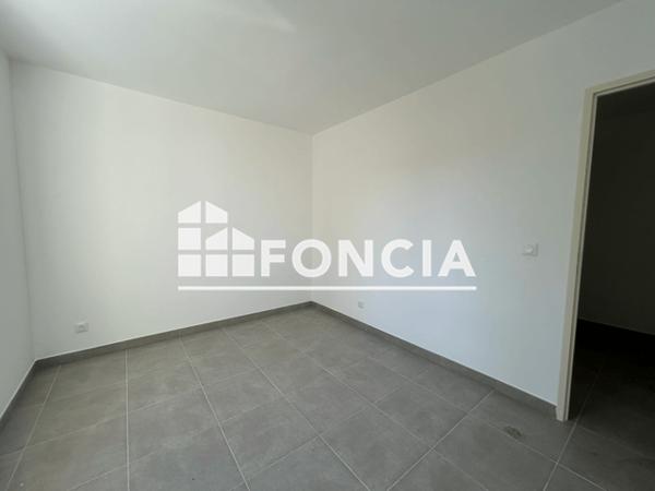 Location Appartement 3 pièces 65.81 m² - Port Saint Louis Du Rhone 13230
