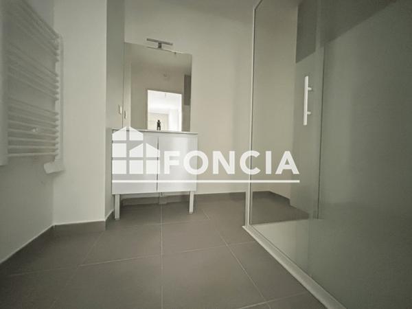 Location Appartement 3 pièces 65.81 m² - Port Saint Louis Du Rhone 13230