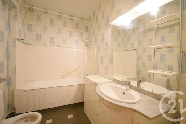 Appartement F2 à vendre  2 pièces - 42 m2 VICHY - 03