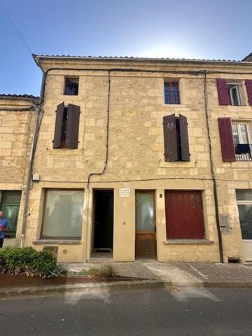 Immeuble 4 appartements- 24440  Beaumontois en Périgord.
