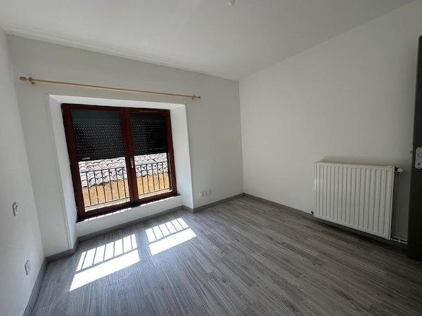 Immeuble 4 appartements- 24440  Beaumontois en Périgord.