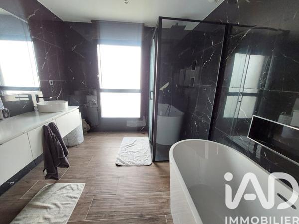 Maison à vendre 7 pièces 156 m² La Chapelle-sur-Erdre