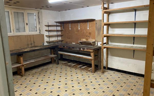 Maison à vendre    7 pièces •  Theix