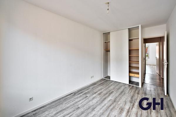 Appartement Villeurbanne 3 pièces avec balcon et garage