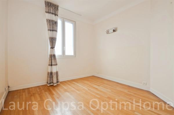BOURG LA REINE - 6P - 141,18 M² - PROCHE CENTRE VILLE - DERNIER ETAGE - TERRASSE 130 M² ENV. - CAVE - PARKING