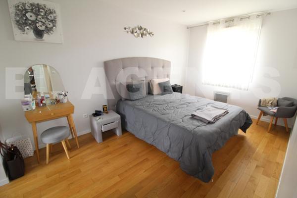 Maison familiale de 2019 à proximité de la vallée de la brosse