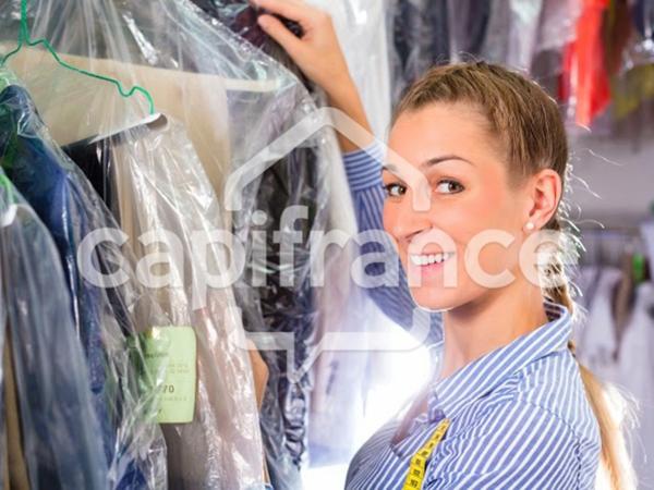 Local/bureau 150 m2 à louer SAINT MEMMIE avec Parking