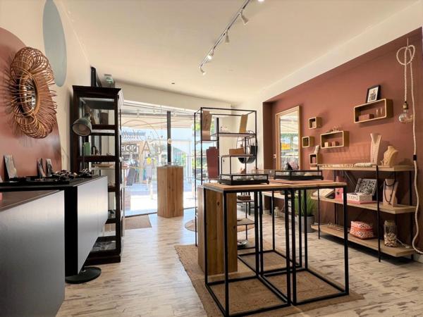 BAIL A CEDER. Opportunité rare dans une zone dynamique et prisée.