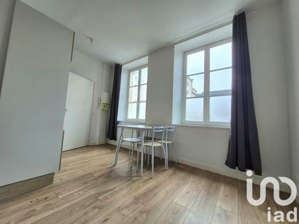 Location appartement 1 pièce 26 m² Charleville-Mézières