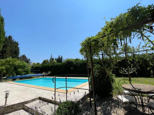 Entre Alpilles et Luberon, Mas 4 chambres prêt à vivre