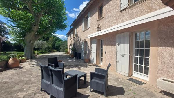 Entre Alpilles et Luberon, Mas 4 chambres prêt à vivre
