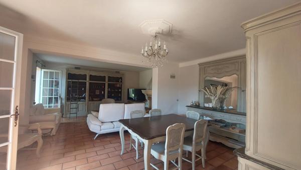 Entre Alpilles et Luberon, Mas 4 chambres prêt à vivre