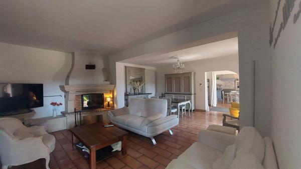 Entre Alpilles et Luberon, Mas 4 chambres prêt à vivre