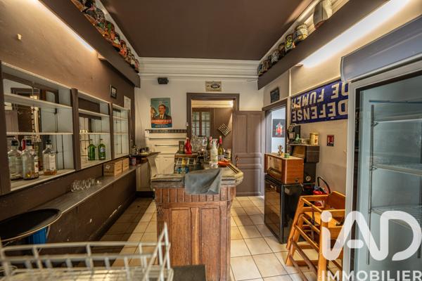 Immeuble à vendre 182,75 m² Vallon-Pont-d'Arc