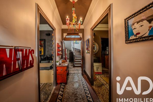 Immeuble à vendre 182,75 m² Vallon-Pont-d'Arc