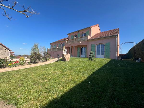 Maison 7 pièces 145.88 m2
