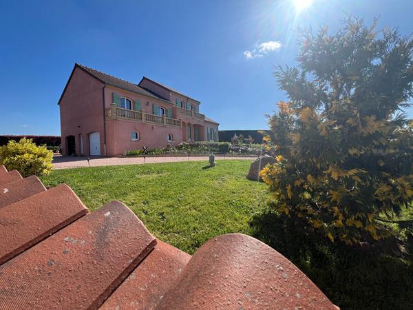Maison 7 pièces 145.88 m2