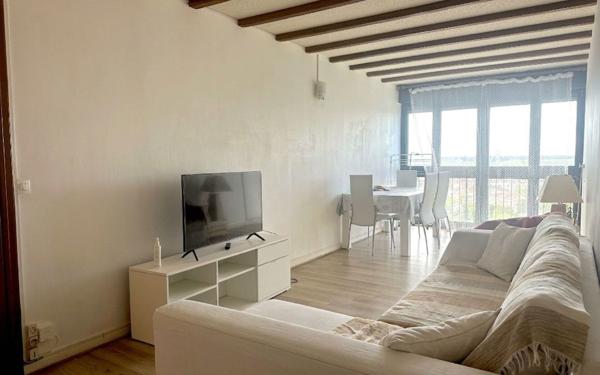 Appartement à vendre    3 pièces • 60 m2 Grigny
