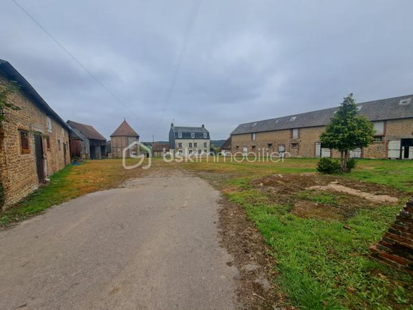 Corps de ferme de 144,02 m²