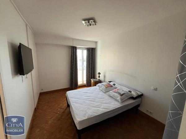 Appartement à louer 3 pièces 83.92m² Marseille (13005)
