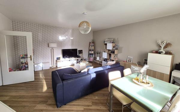 Appartement à vendre    4 pièces • 90 m2 Brie-Comte-Robert