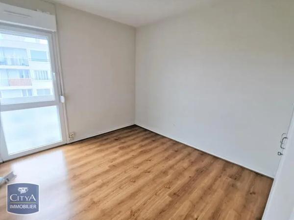 Appartement à louer 4 pièces 76.54m²