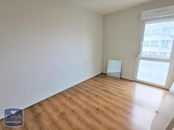 Appartement à louer 4 pièces 76.54m²