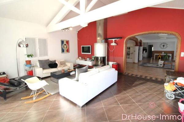 Maison à vendre 8 pièces de 272 m²