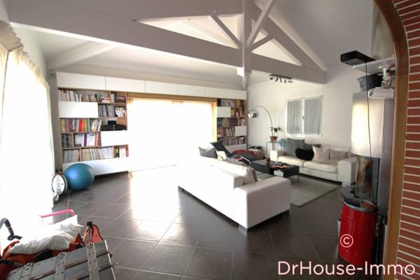 Maison à vendre 8 pièces de 272 m²