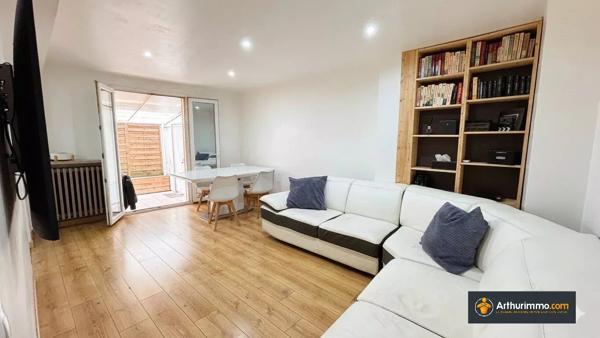 Vente                                                      Appartement
                        
                     4 pièces                      68 m2                     à Nice