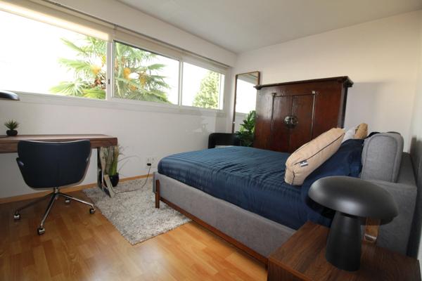 LA ROCHE SUR YON  centre ville, Maison de 261m² en COLOCATION pour 6 personnes avec des Baux individuels de 10 mois renouvelables (du 01/09 au 30/06)