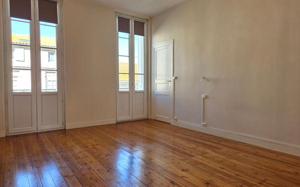 Appartement à vendre    3 pièces • 80,21 m2 Rochefort