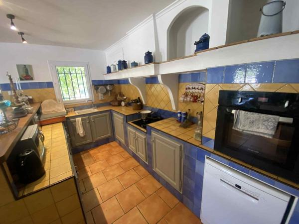 Maison provençale de 182 m² avec piscine