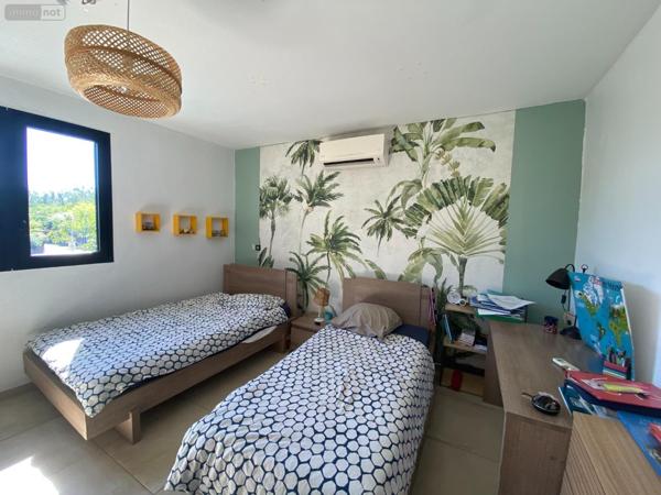 Villa à vendre à Saint-Paul à la Réunion (97460), ref : 227736-1 Ermitage Les Bains