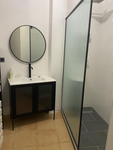 Rognonas (13870) Appartement de plain-pied entièrement rénové