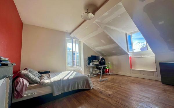 Appartement à vendre    3 pièces • 61 m2 Pau