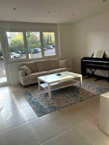 Résidence du Parc Appartement 4 pièces à Écully