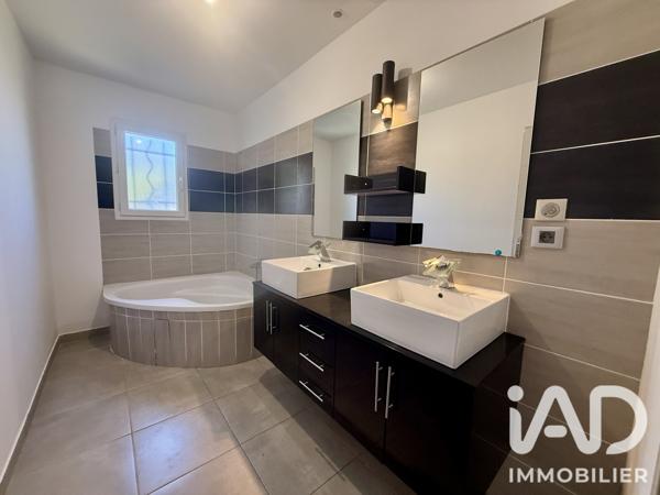 Maison à vendre 4 pièces 86 m² Mazan