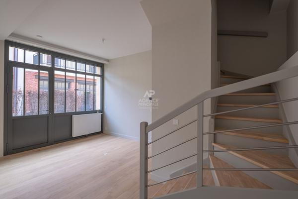 Versailles Notre Dame - Maison 3 pièces 65.8 m ² au sol avec terrasse arborée de 17,5 m² €715 000 ** - Référence 25724