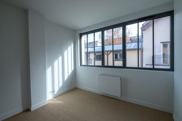 Versailles Notre Dame - Maison 3 pièces 65.8 m ² au sol avec terrasse arborée de 17,5 m² €715 000 ** - Référence 25724