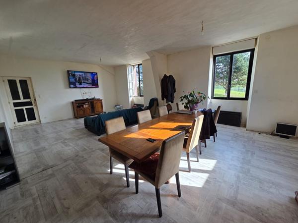 Immeuble Brecey 5 pièce(s)