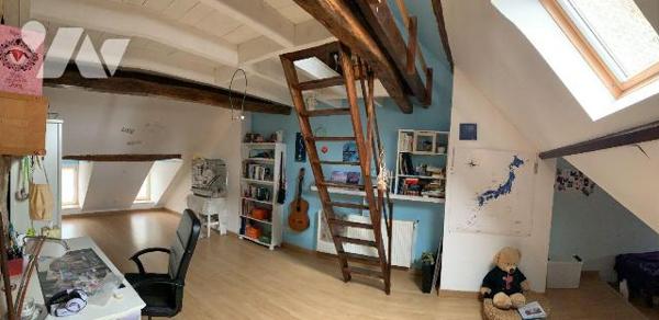 Nouveau mandat, charmante maison de ville située sur la commune de Sedan comprenant:

- au re...