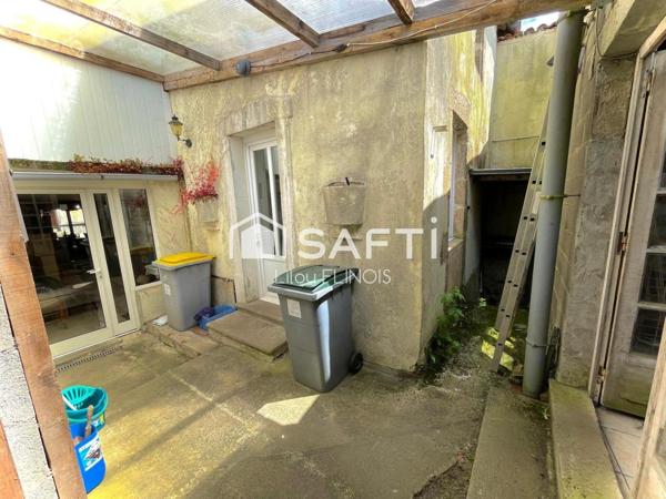 Immeuble à fort potentiel au coeur de Parthenay !
