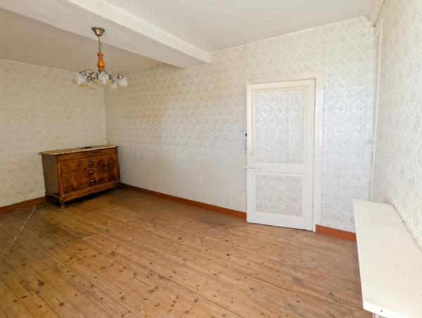 Astillé (53230) MAISON 4 CHAMBRES ASTILLE 53230