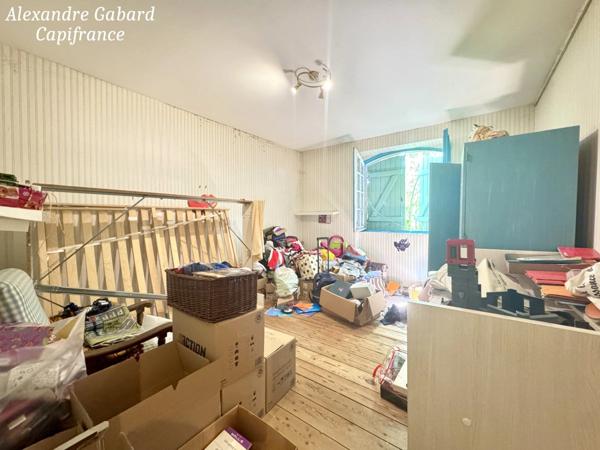 Sud Réolais - Maison avec travaux - 5 chambres - Garage - Jardin 5 000 m² - Séchoir