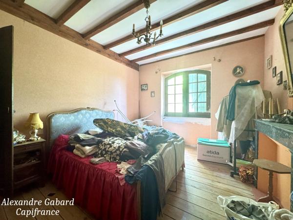 Sud Réolais - Maison avec travaux - 5 chambres - Garage - Jardin 5 000 m² - Séchoir
