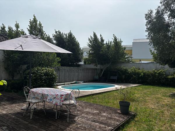 MAISON 6 PIECES NANTES - ROND POINT DE PARIS , Nantes MAISON 6 PIECES NANTES - ROND POINT DE PARIS , Nantes
