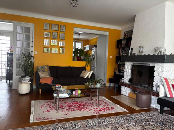 MAISON 6 PIECES NANTES - ROND POINT DE PARIS , Nantes MAISON 6 PIECES NANTES - ROND POINT DE PARIS , Nantes