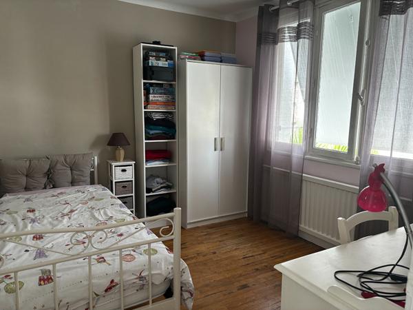 MAISON 6 PIECES NANTES - ROND POINT DE PARIS , Nantes MAISON 6 PIECES NANTES - ROND POINT DE PARIS , Nantes